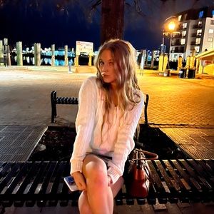 Meet your Posher, Sarah anne